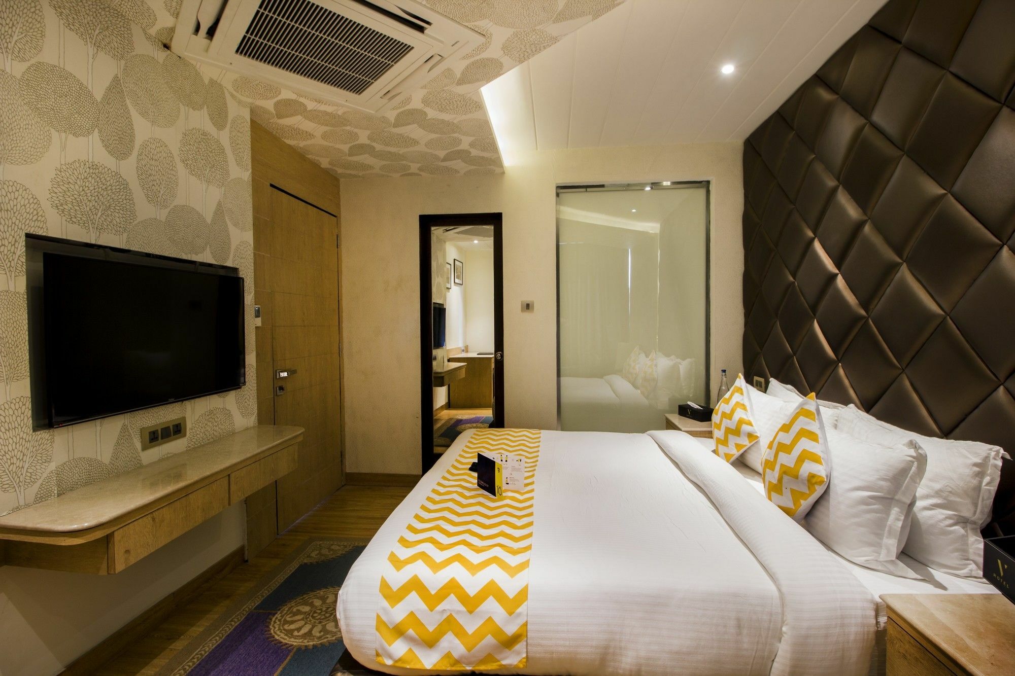 Fabhotel Prime V Hazratganj Lucknow Buitenkant foto